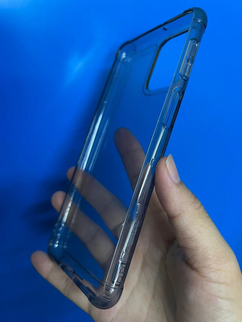 Ốp lưng Samsung Galaxy M33 Araree Chống Sốc Trong Suốt Cao Cấp dạng chống sốc, 4 phần của góc ốp dầy nhô cao khả năng bảo vệ máy cực kỳ hiệu quả